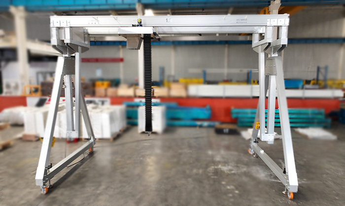 Double beam movable gantry
