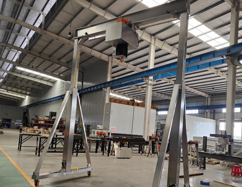 Stainless steel adjustable gantry crane