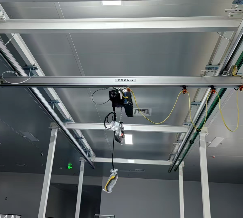 Free standing KBK light suspension crane