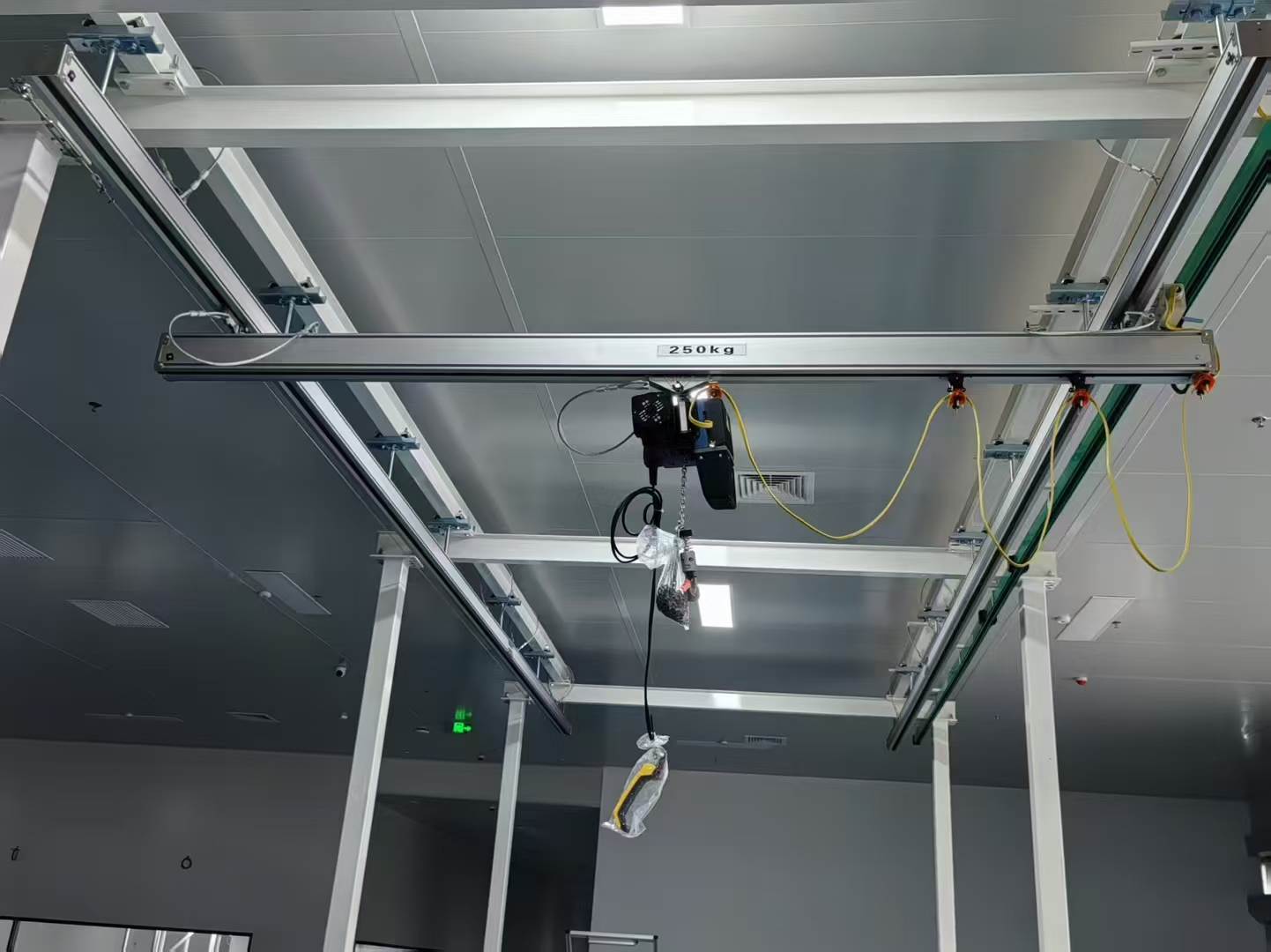 Freestanding KBK single girder suspended crane